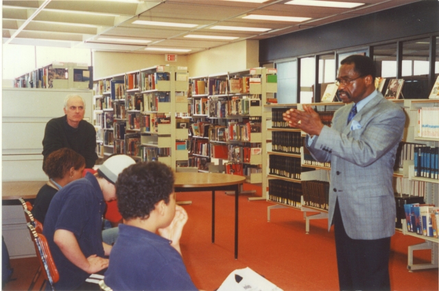 Rubin Hurricane Carter at Vaughan Road Academy library, 2001
with Ken Klonsky and class
